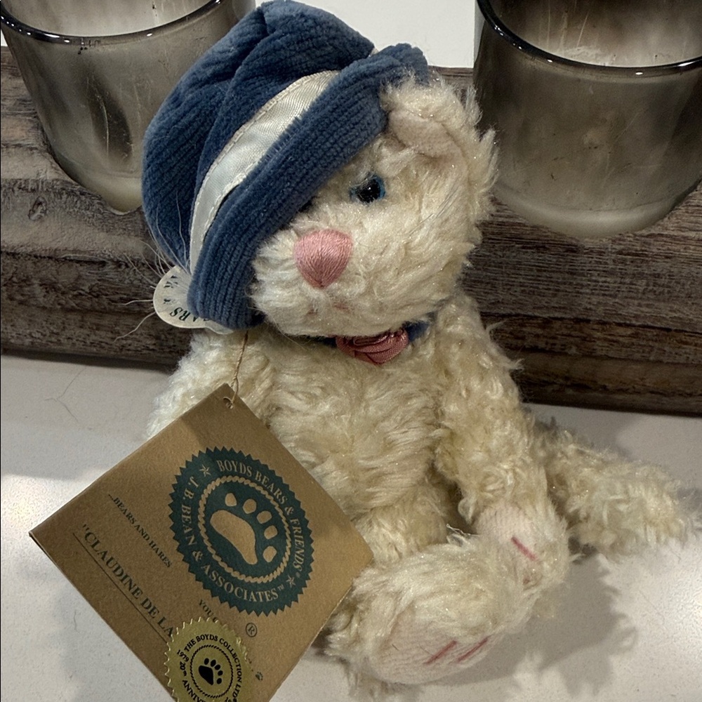 Boyds Bears Cream kitty Claudine De La